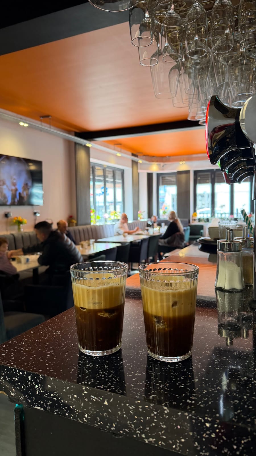 Floras Cafe Bar