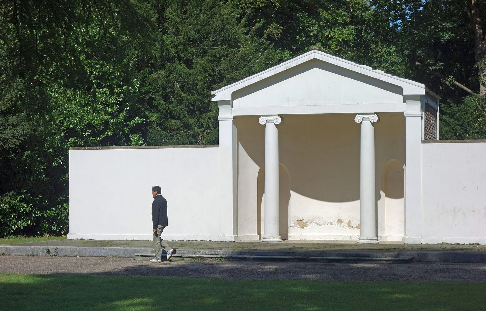 Liam's in the Park at the Good Friends Café photo 3