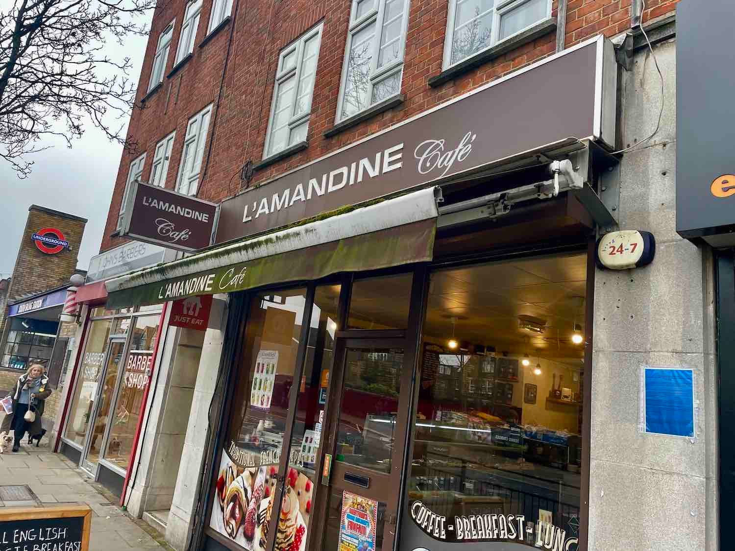 L'Amandine Café London photo 2