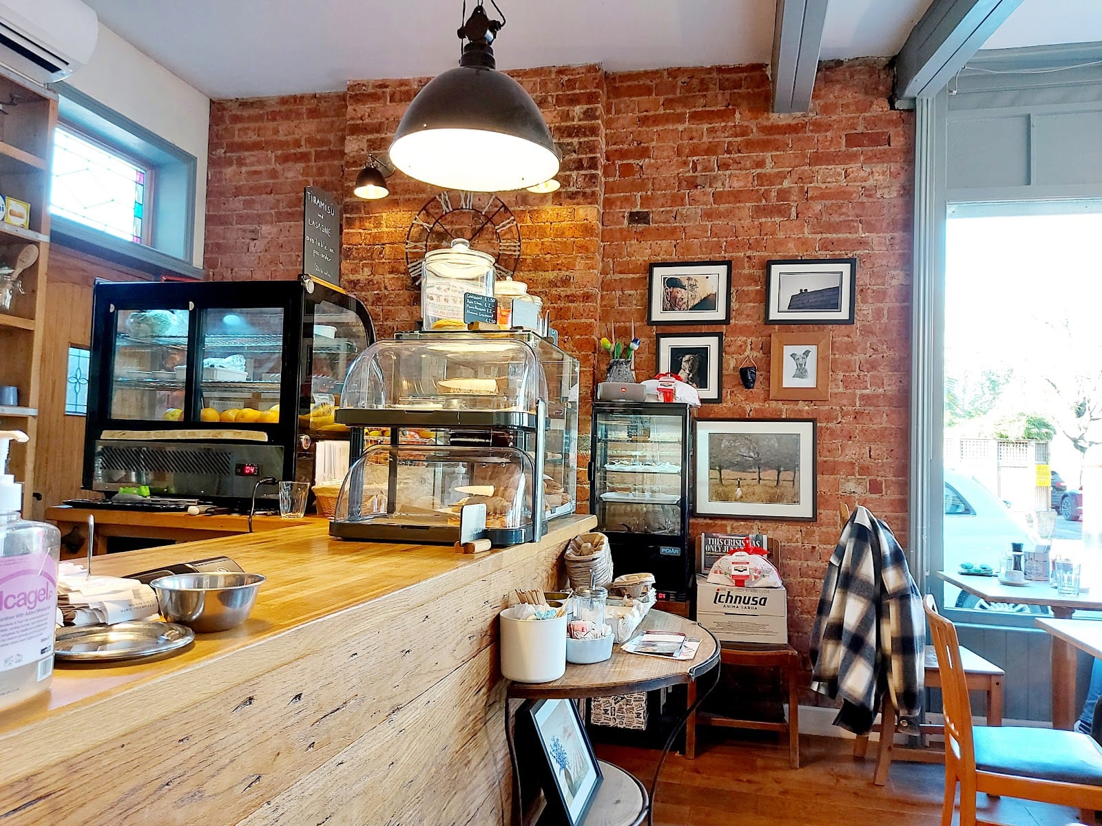 Tiramisu Cafe
