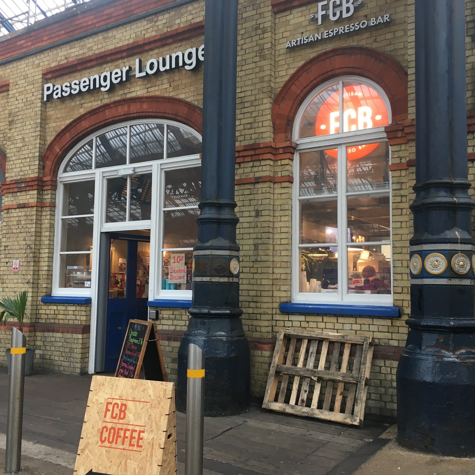 Brighton Station Passenger Lounge Cafe and Waiting Room