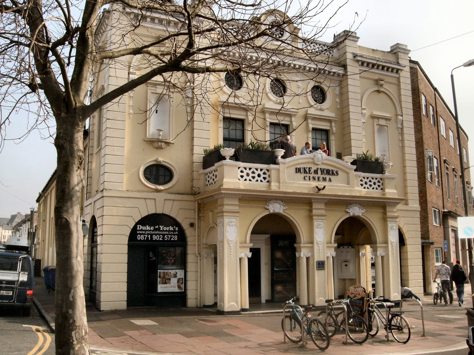 Curio Cafe and Bar photo 4
