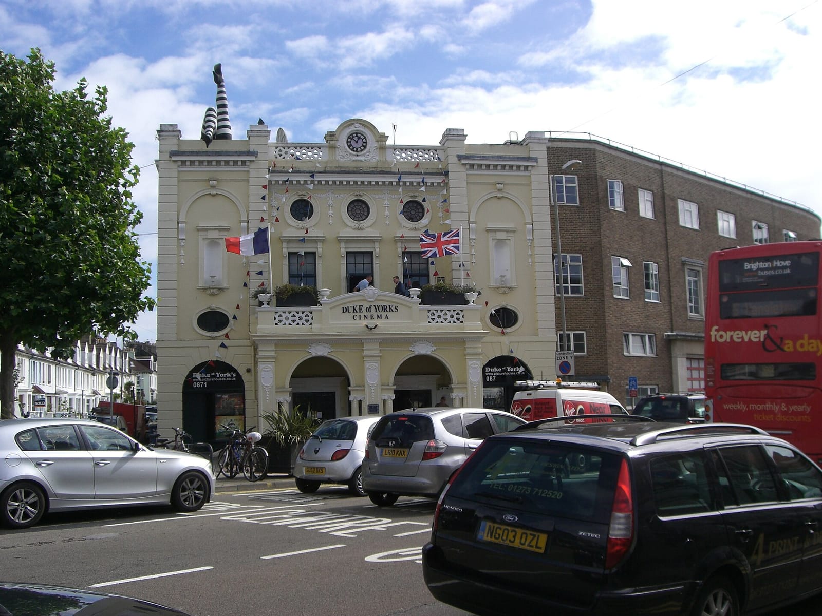 Curio Cafe and Bar photo 2