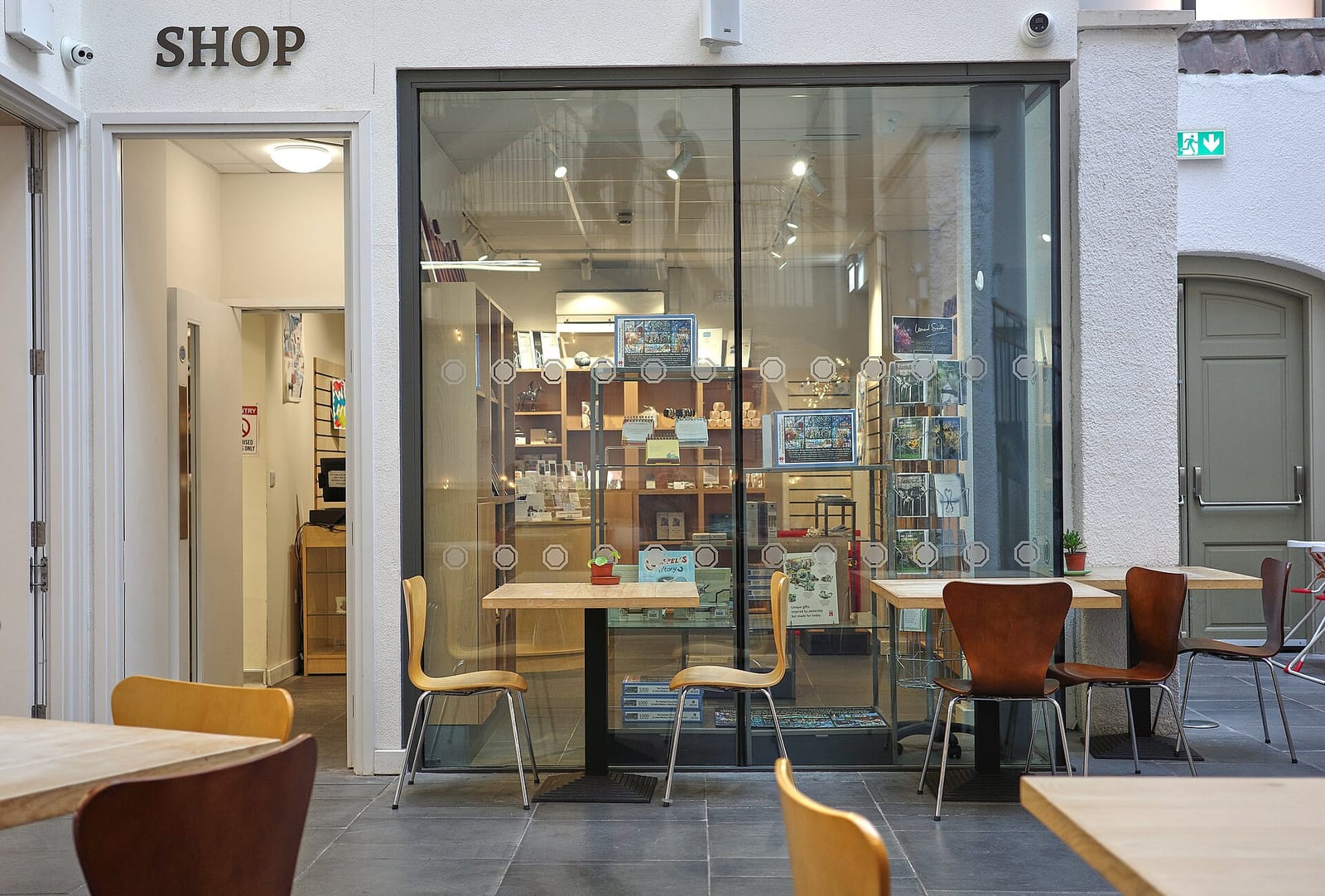 Cafe At The New Room photo 12