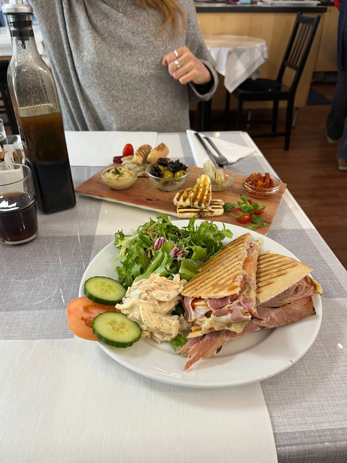 Zest Deli and Kitchen
