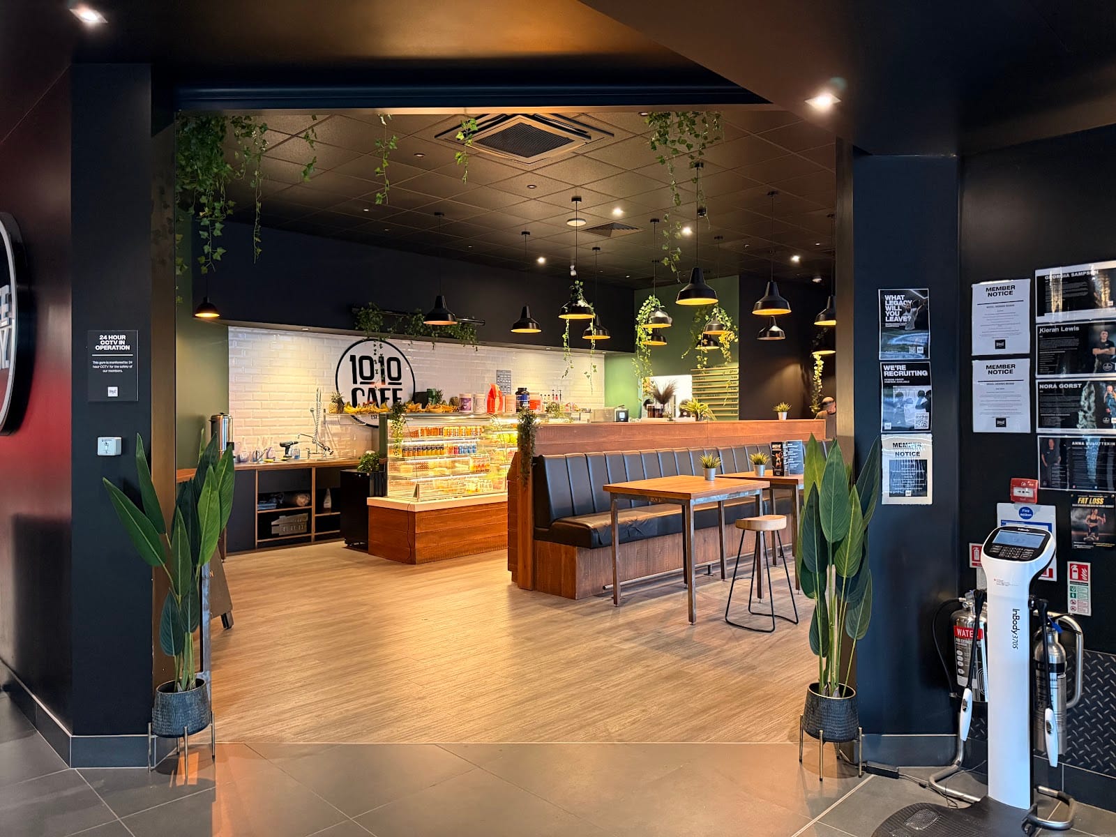 1010 Cafe