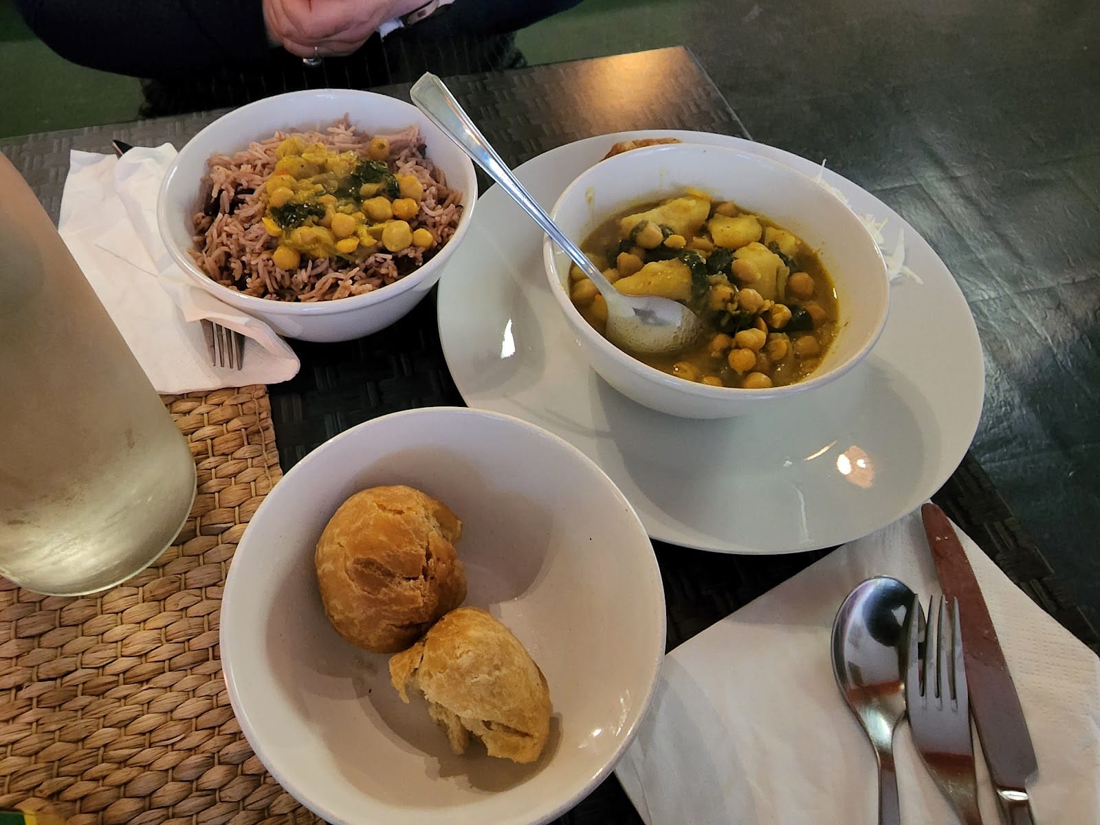 Fi Real Restaurant / Takeaway (Vegan/ Caribbean/ Healthy food/ Smoothies/ Juices/ Vegan cakes