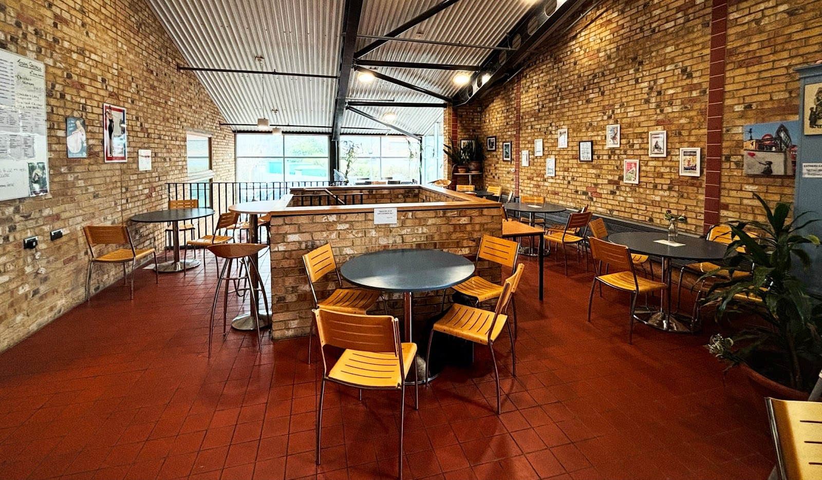 Esthers Cafe