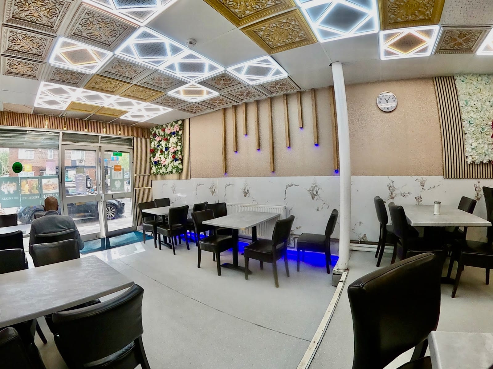 Lilian Cafe