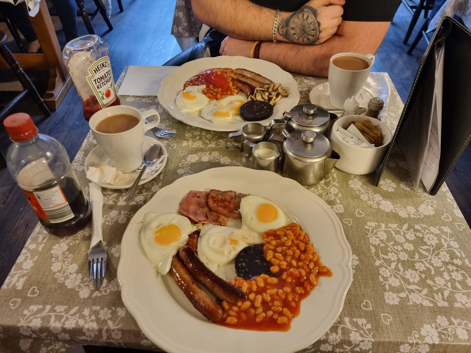 Brambles Tearooms