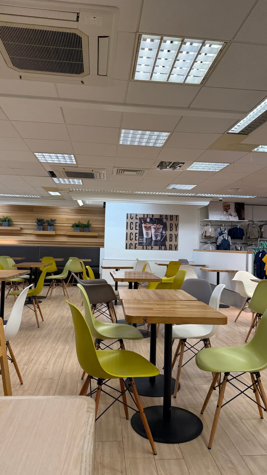 Marks and Spencer Café