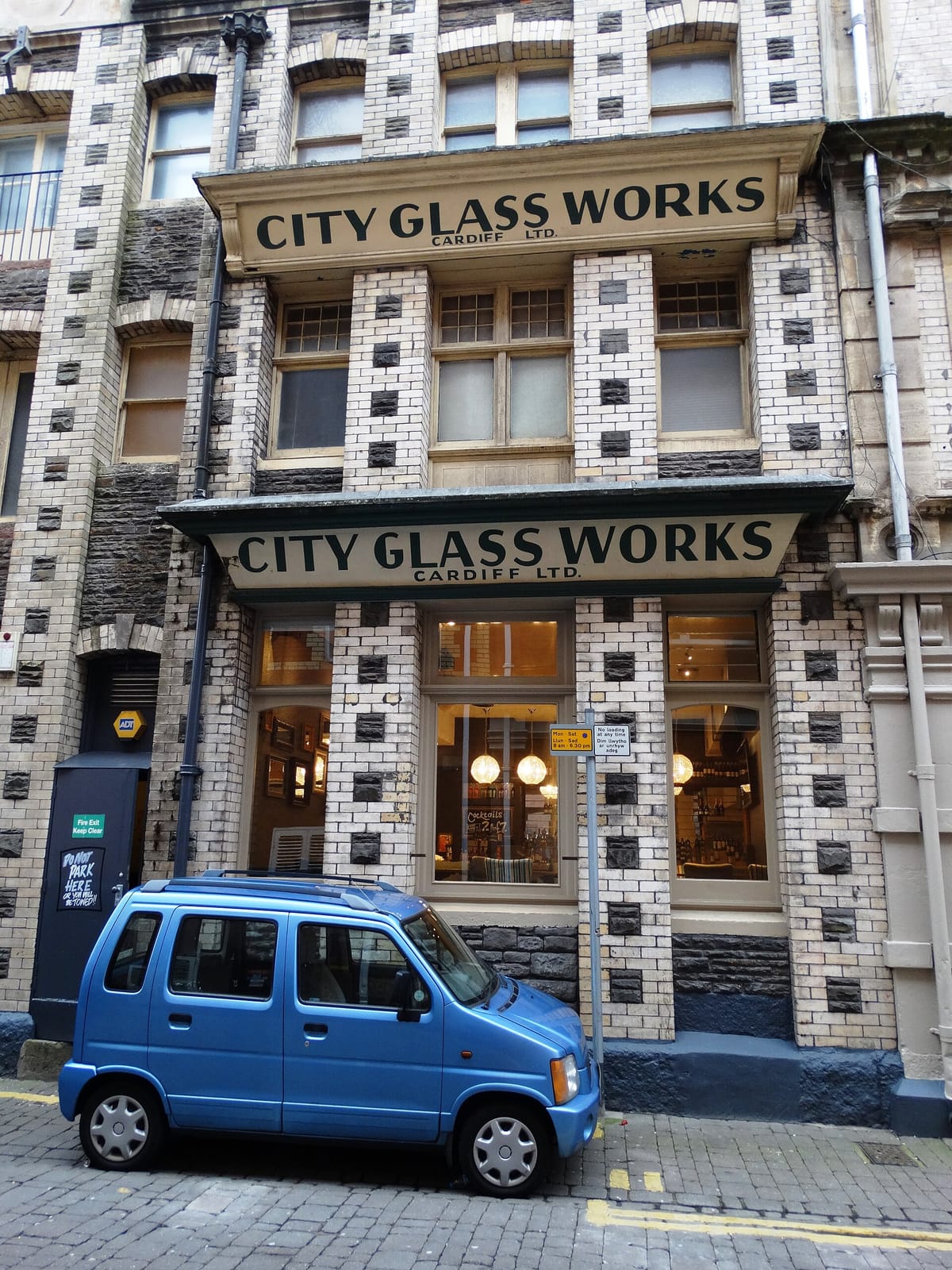 Cafe W Cardiff photo 2