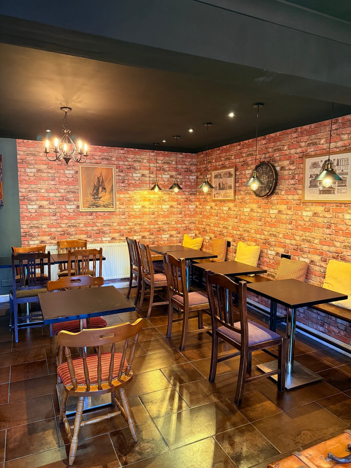 Brewberry Cafe & Resto