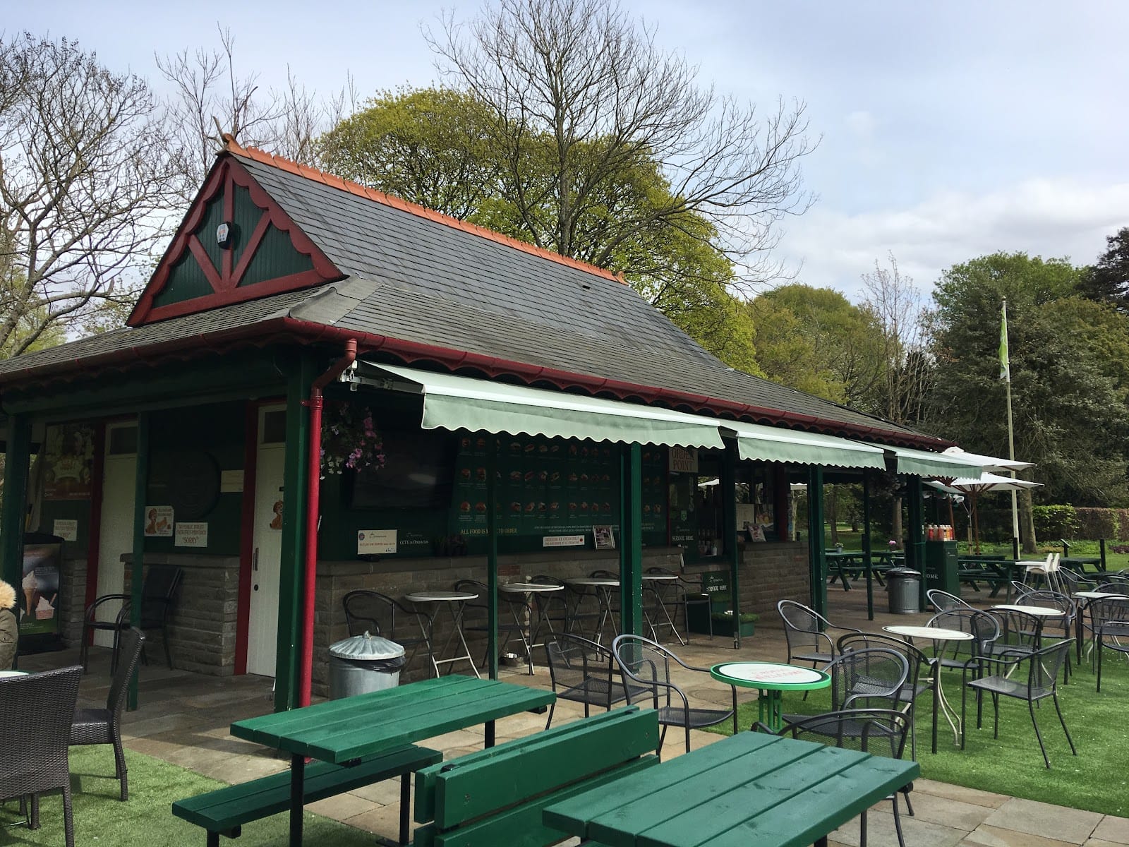 Summerhouse Cafe