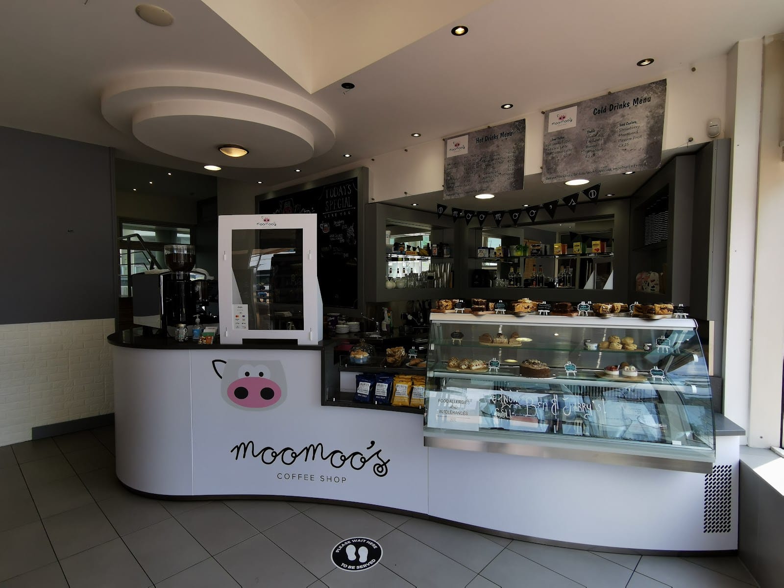 Moo Moo's Coffee & Catering