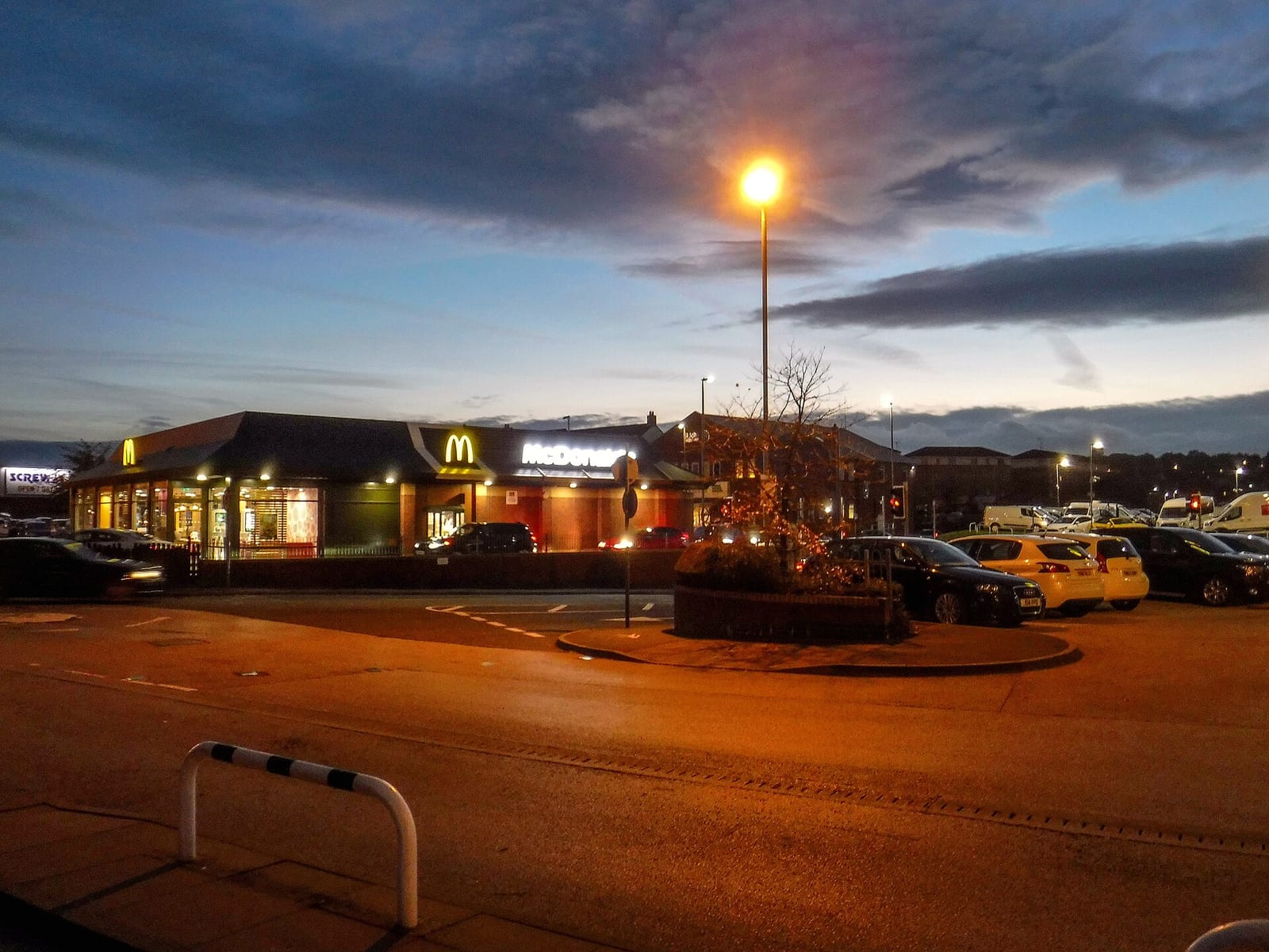 DUNKIN' Alma Leisure Park photo 3
