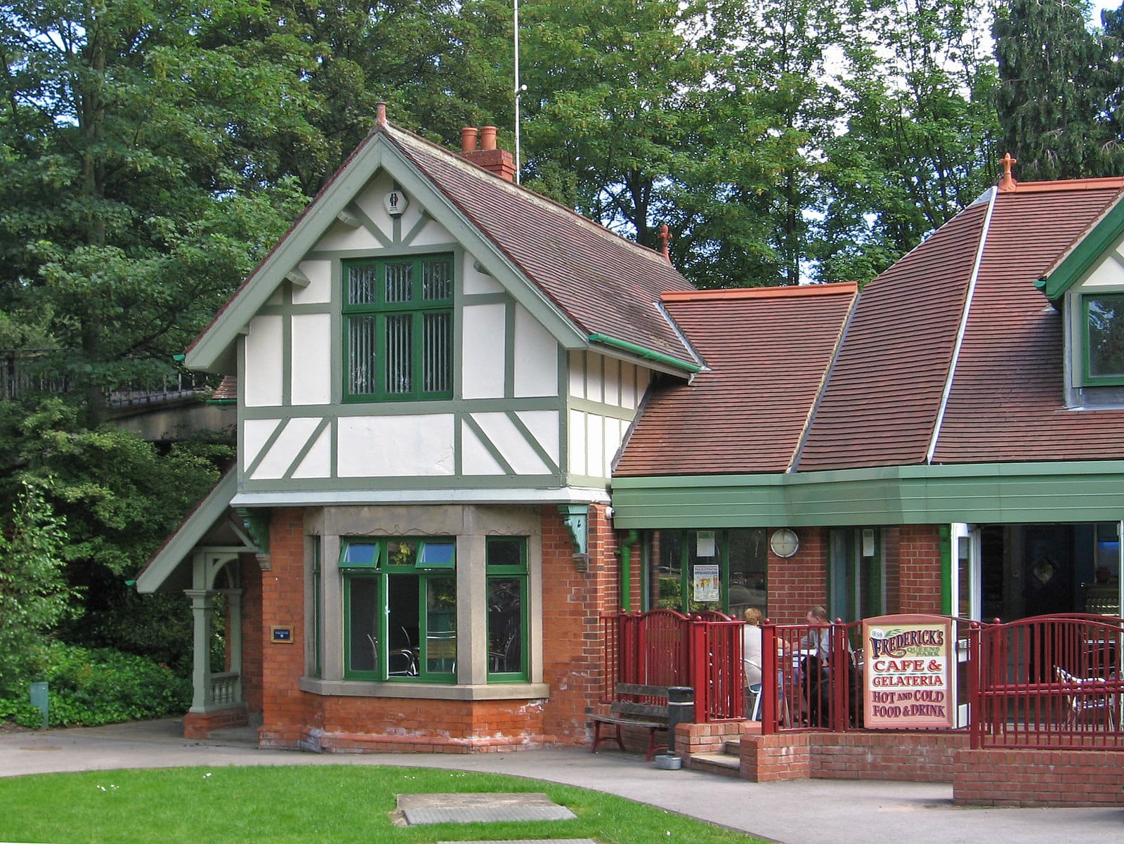 Coffee Shop & Ice Creams in the Park photo 4