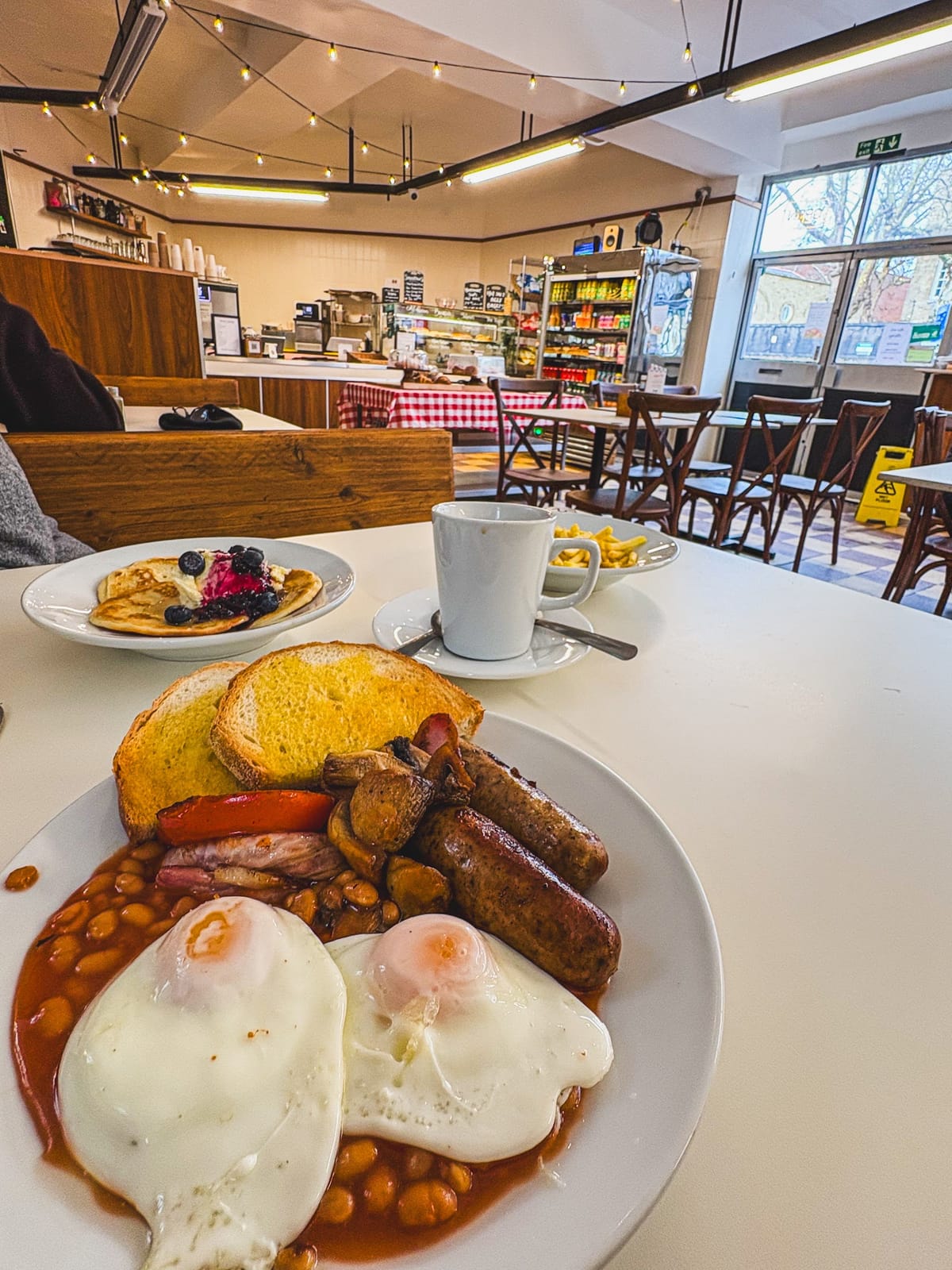 Rise and Dine Cafe