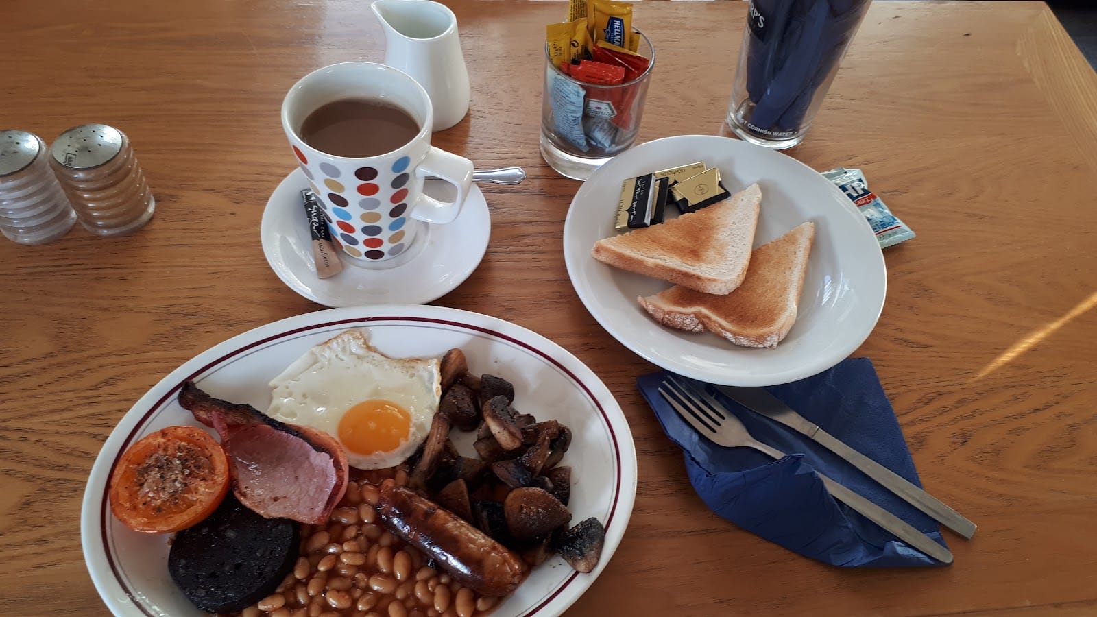 Trotters Bar & Kitchen
