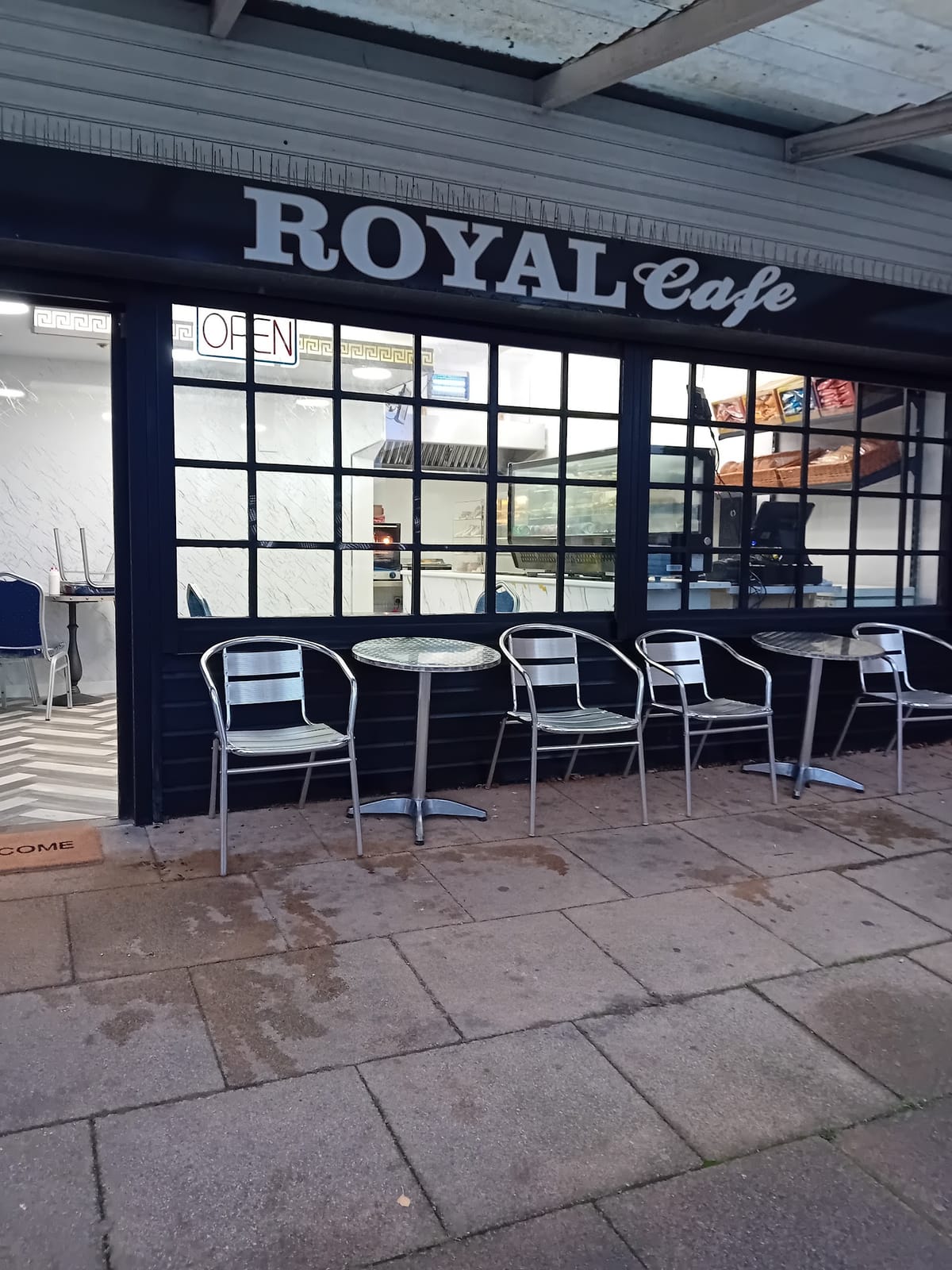 Royal Cafe