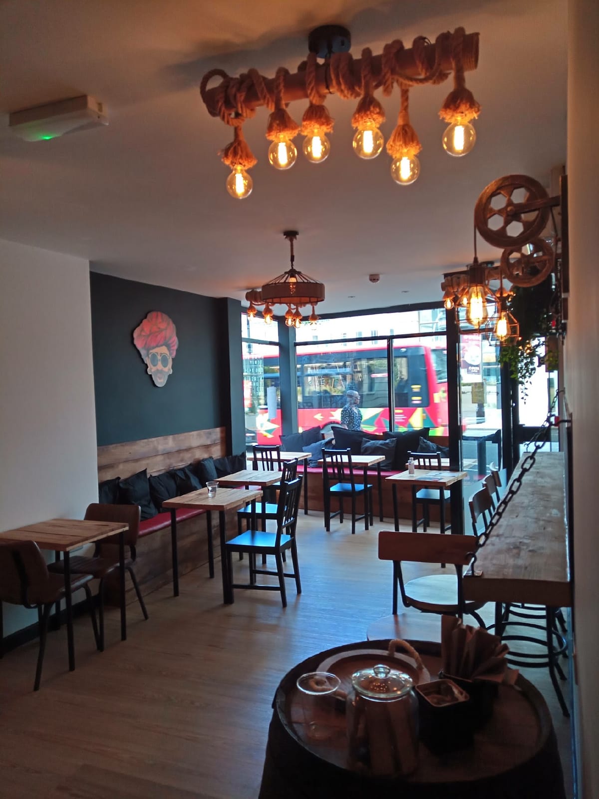 Paratha Inn (Croydon)