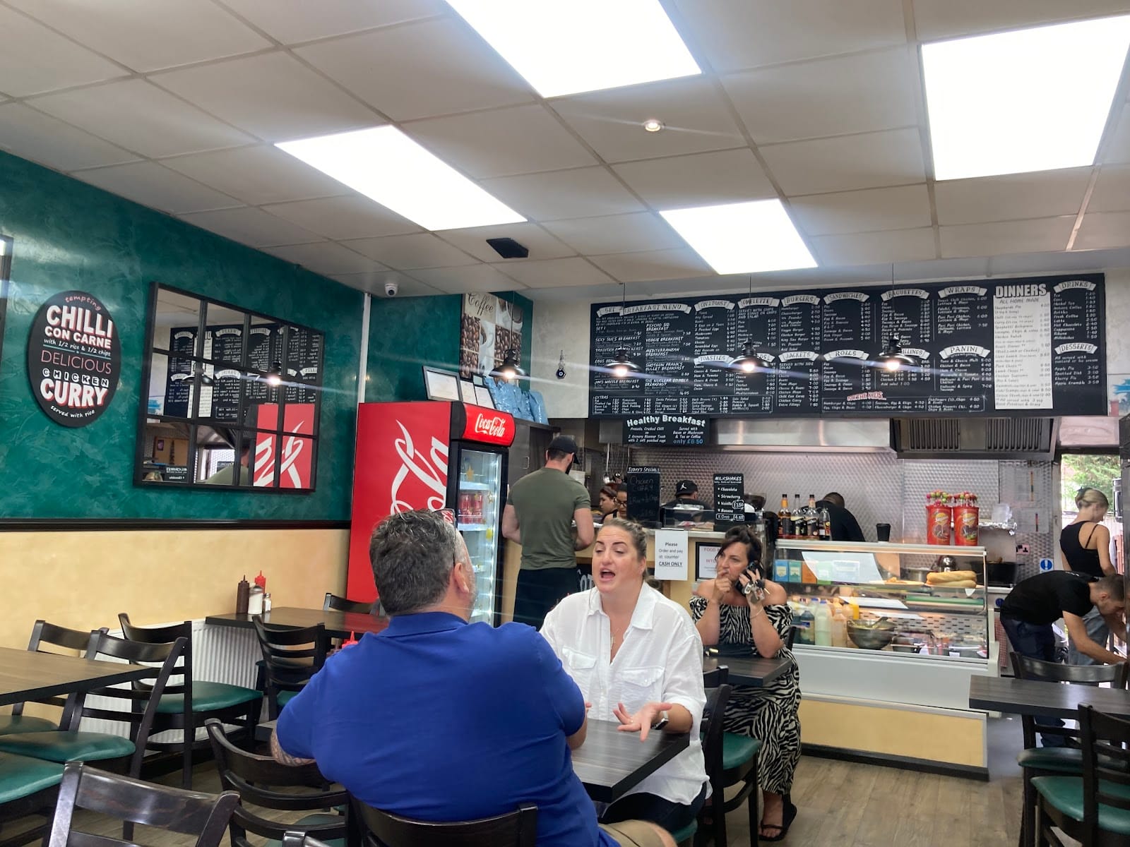 Sal's Cafe