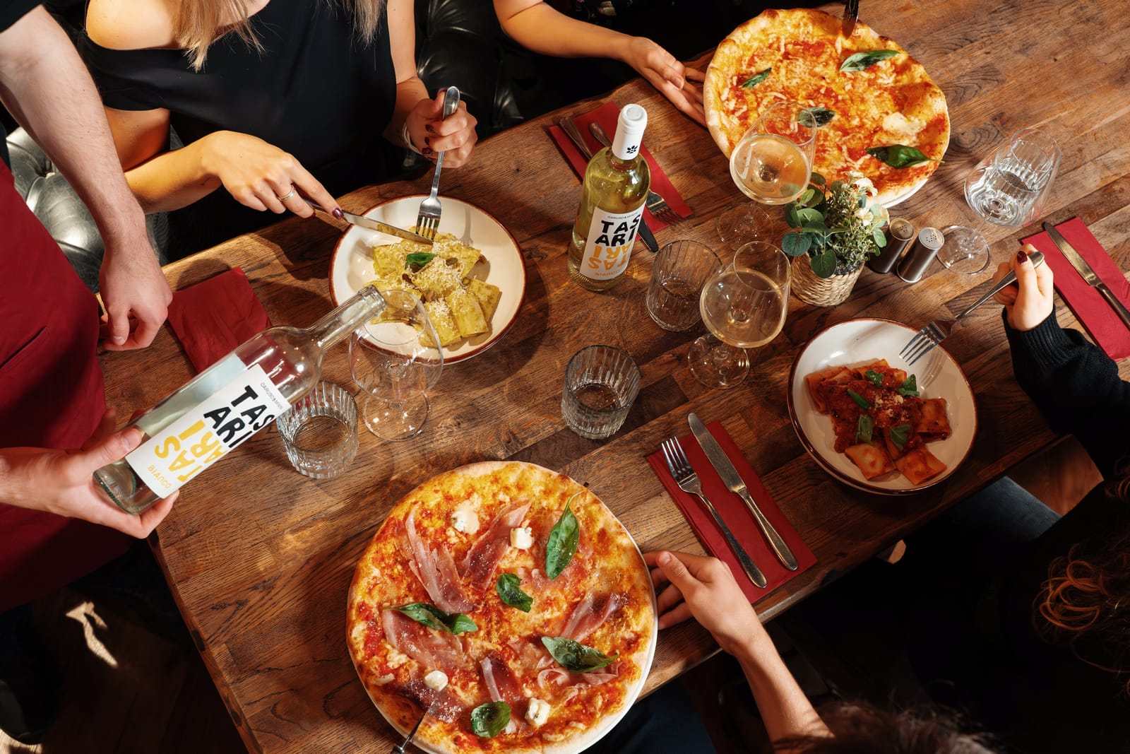 Veeno Edinburgh - Italian Restaurant & Wine Bar photo 8