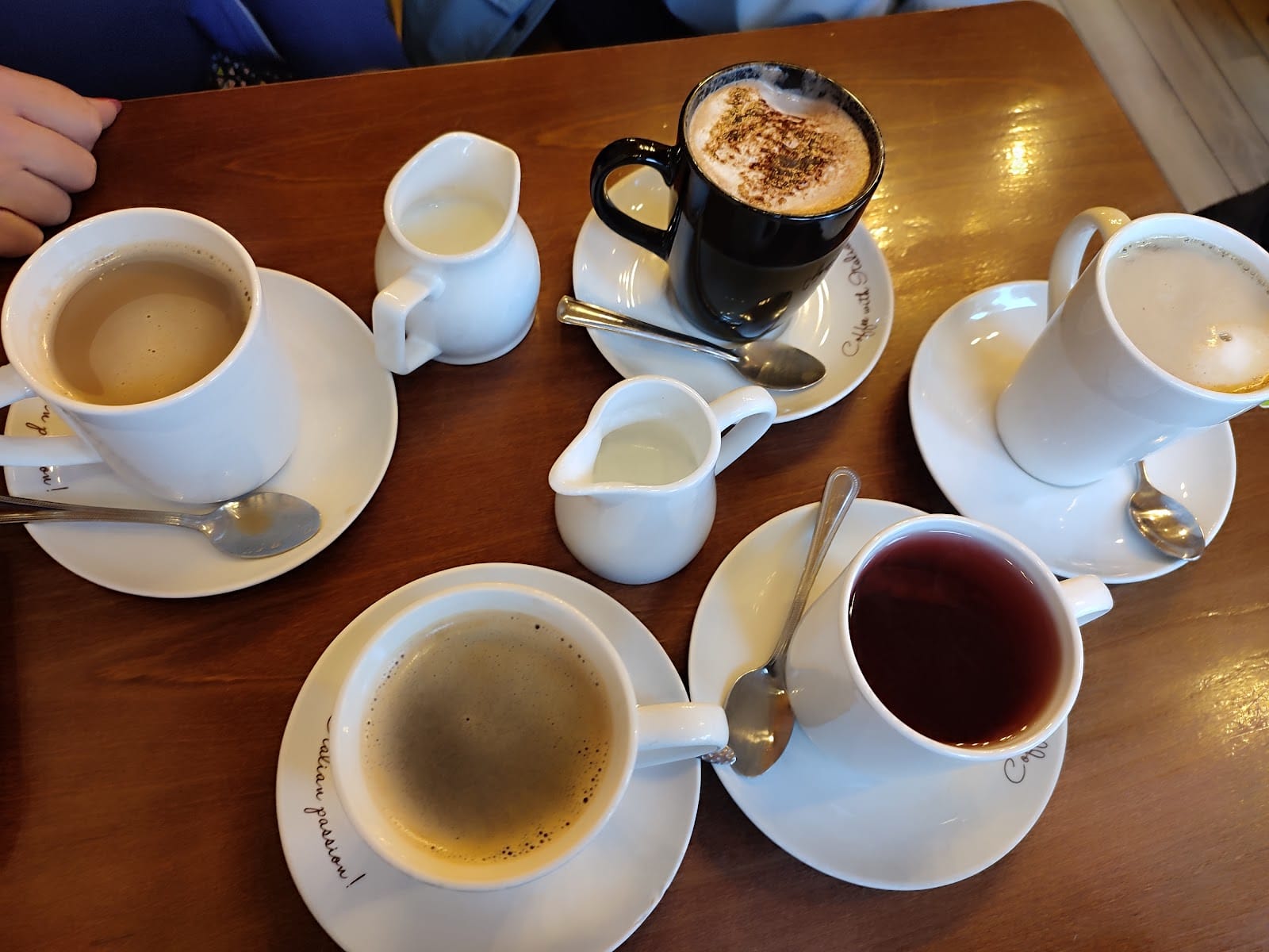 La Vida Cafe & Bistro