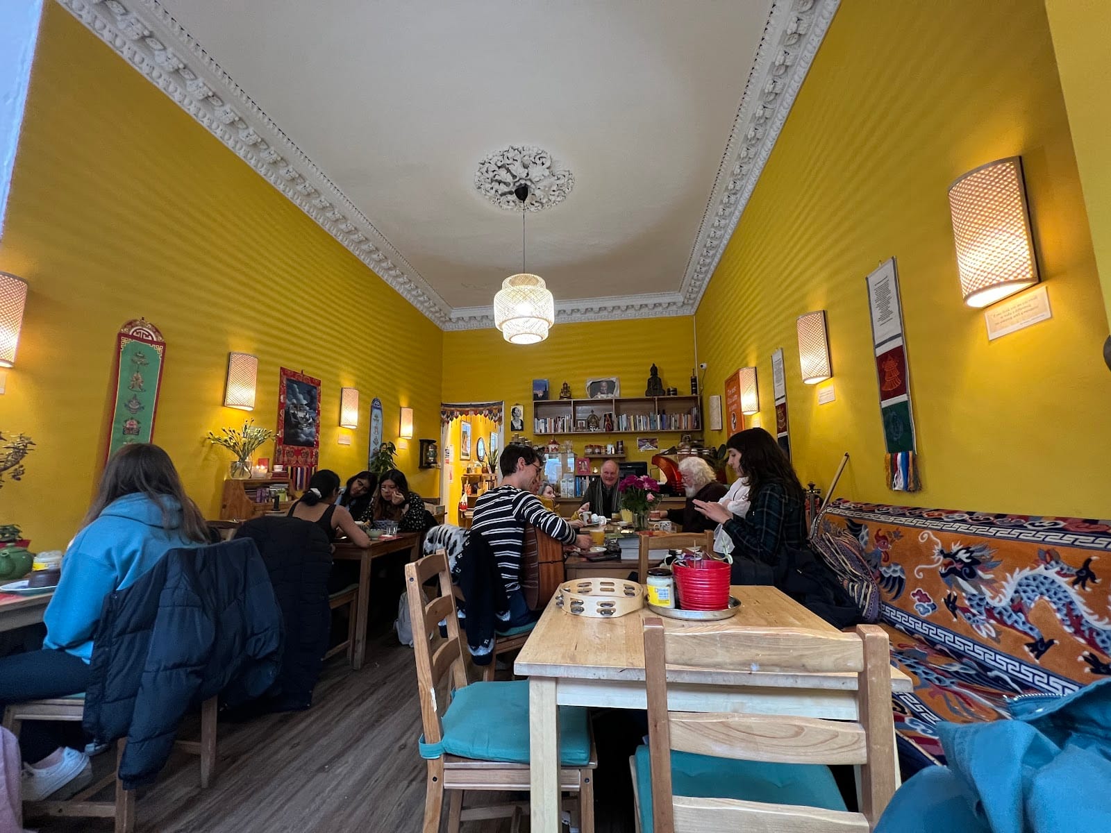 Himalaya Centre, Tibetan Cafe
