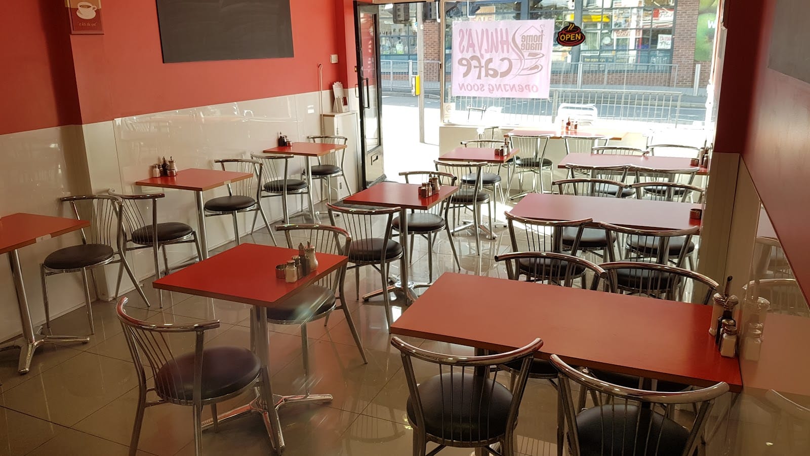 ELA 'N SISTERS CAFE