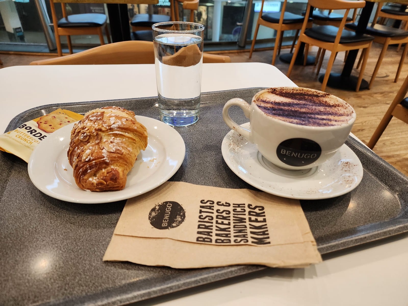 The Café by BENUGO