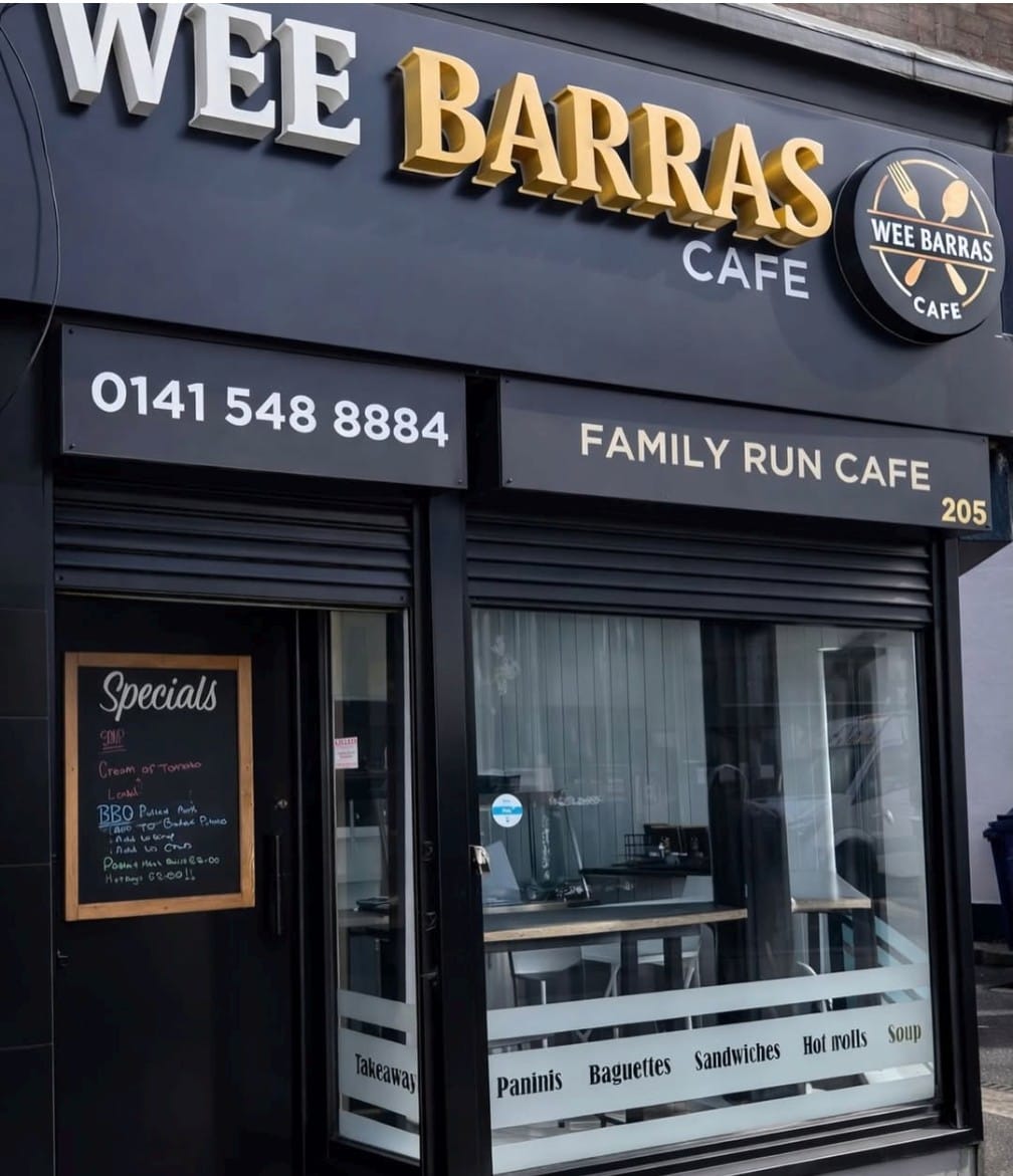 Wee barras cafe