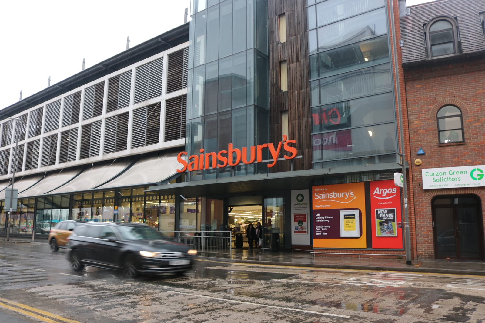 Marks & Spencer photo 4