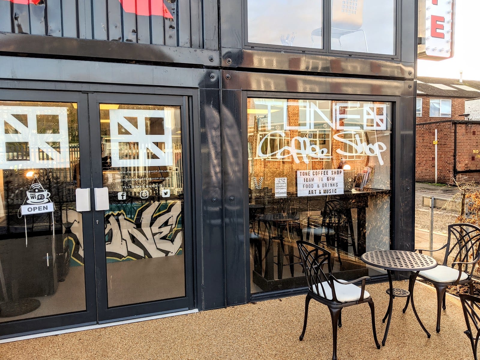 Tone Coffee Shop