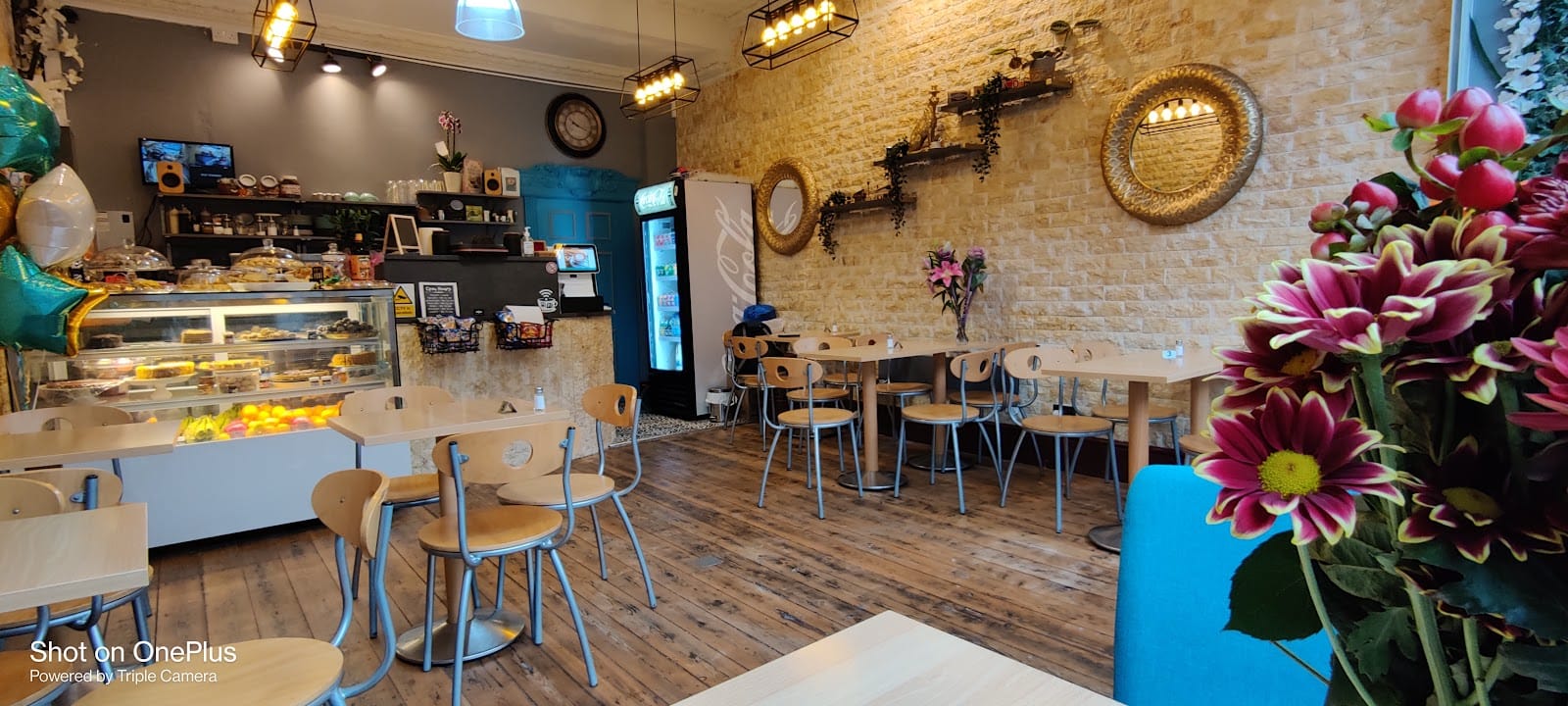 Mood cafe