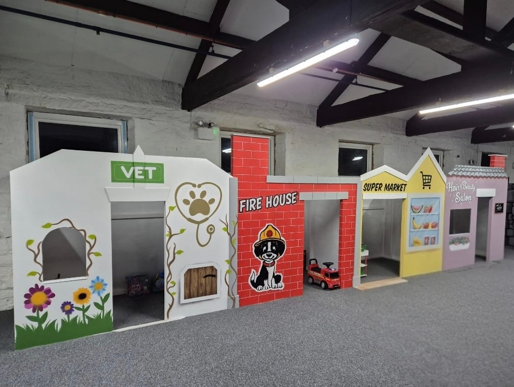 Playgroots Adventure Cafe Huddersfield (term time only)