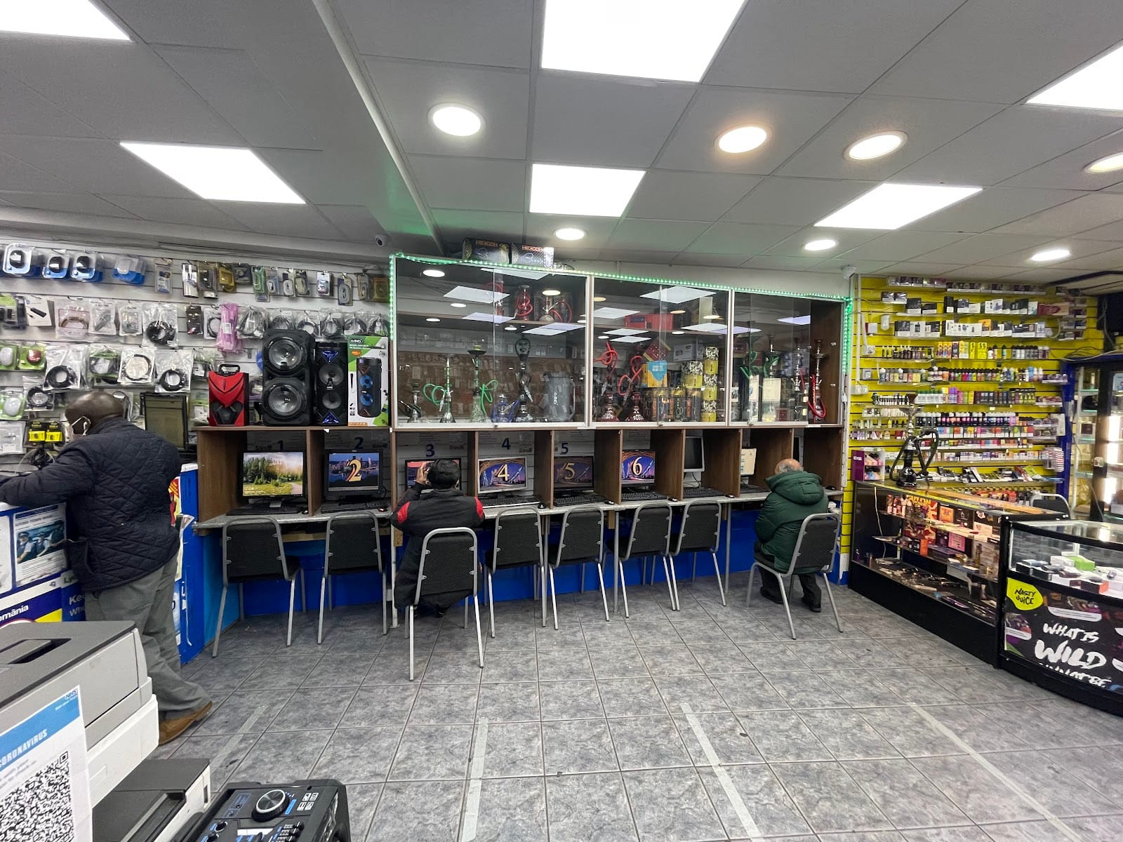 ilford internet cafe
