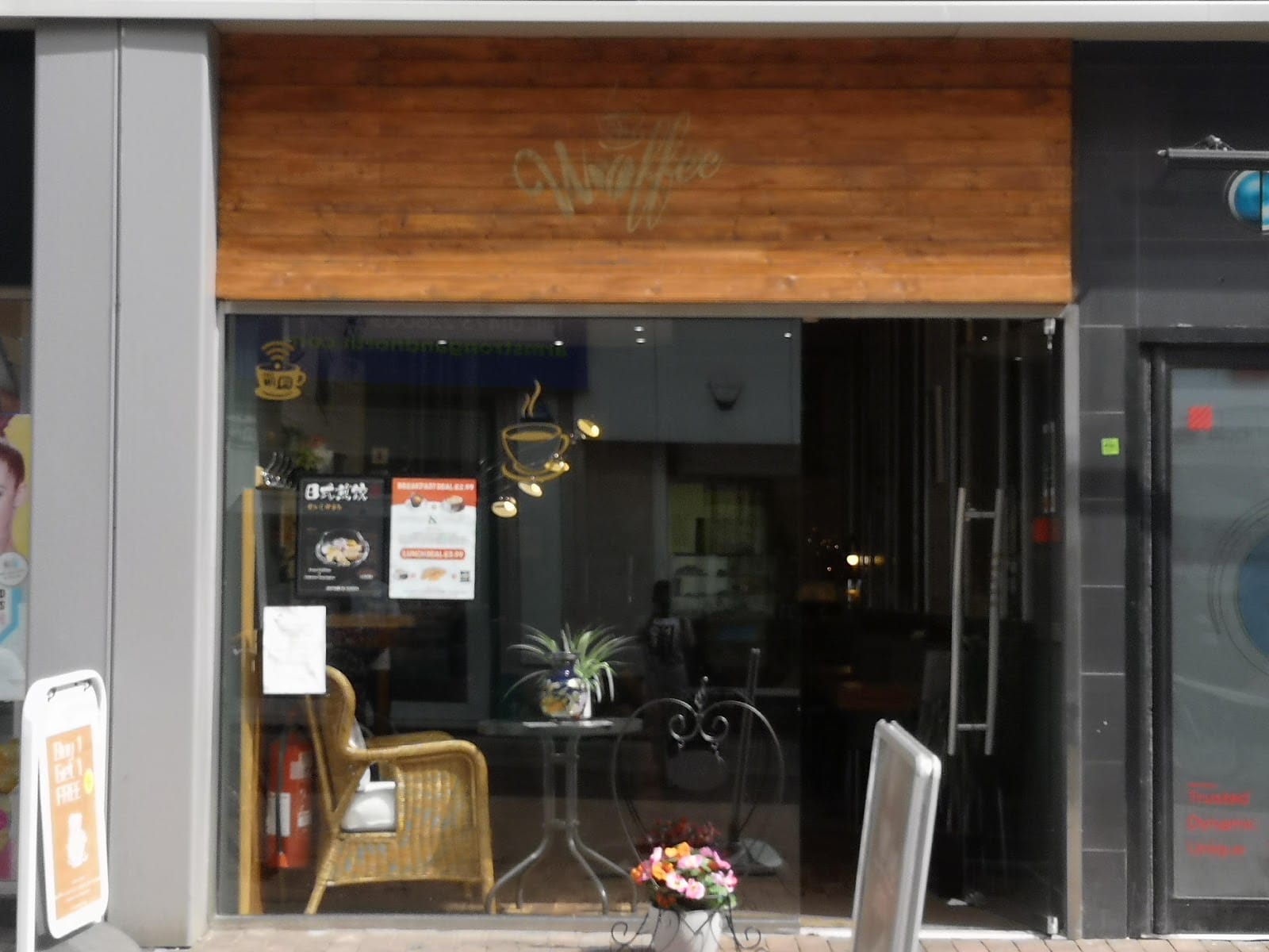 1019_Coffeehouse