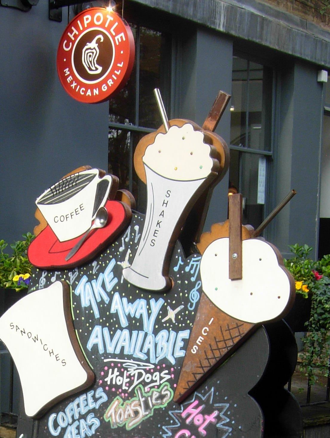 TRAMPOLINE Cafe photo 3
