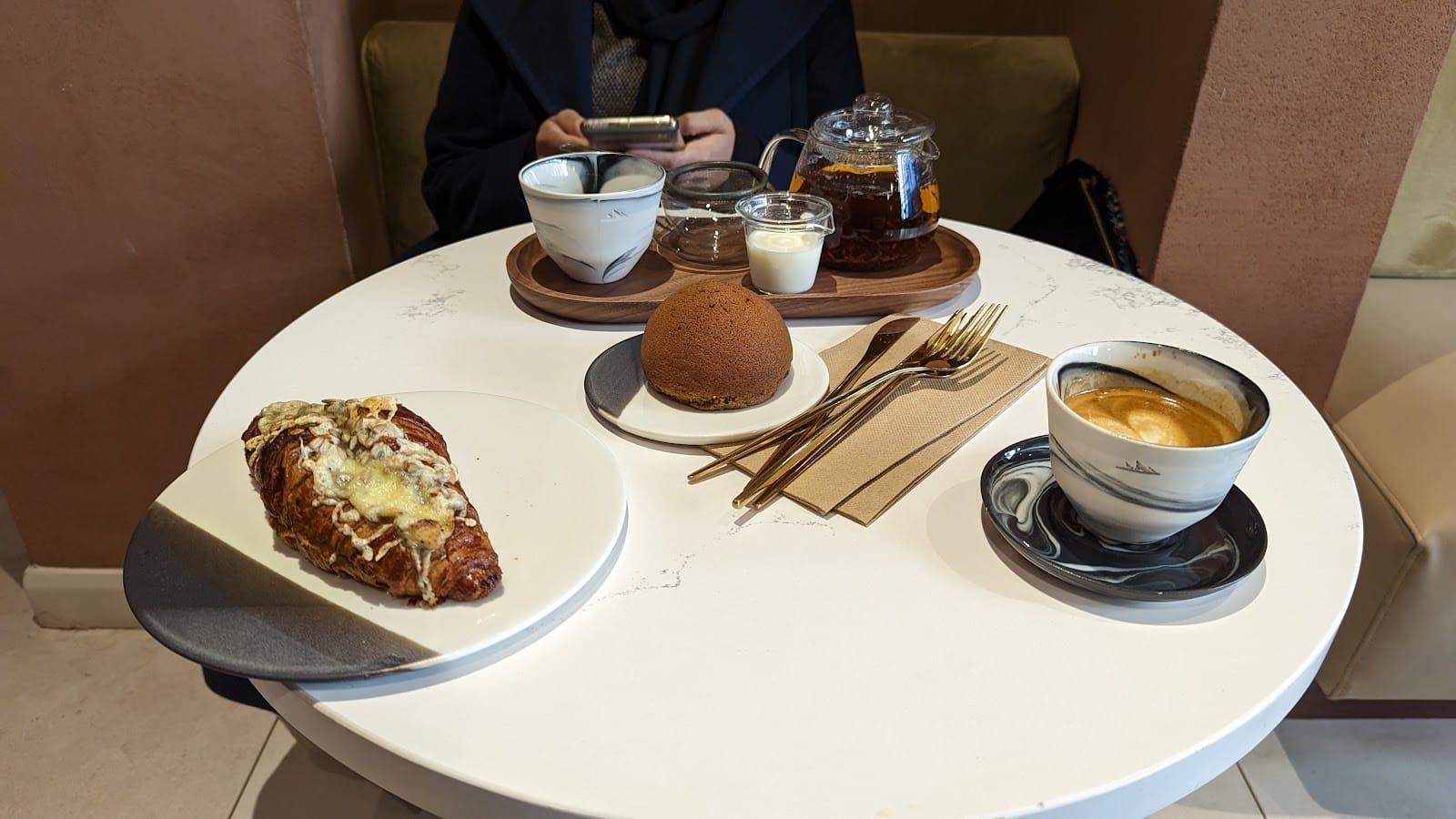 Qima Café and Pâtisserie - Fitzrovia
