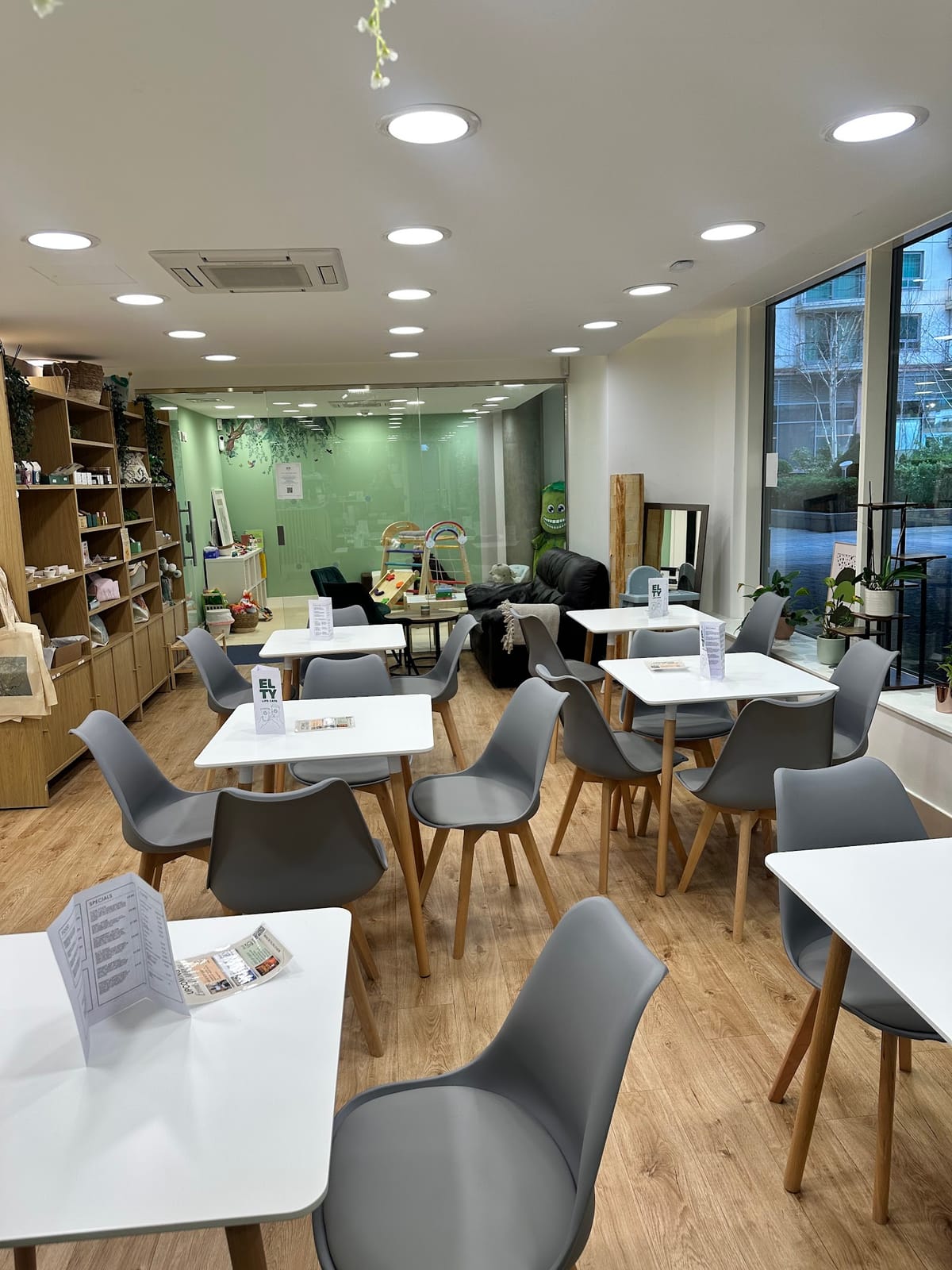 Elty Life Cafe and Shop