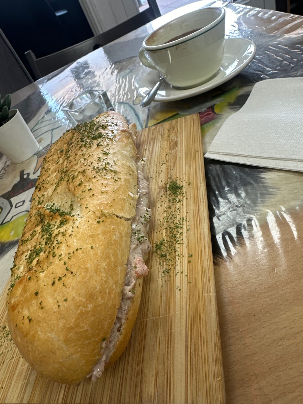 Manu's Cafe