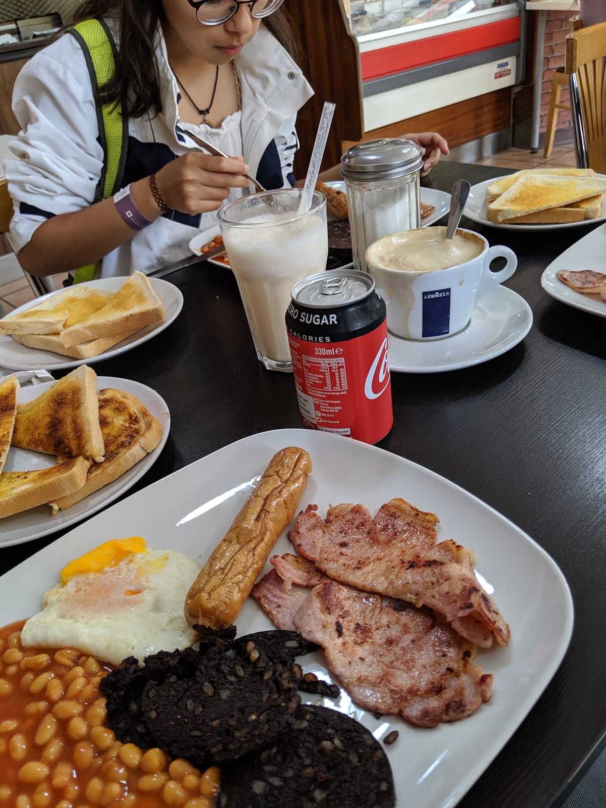 Roma Cafe