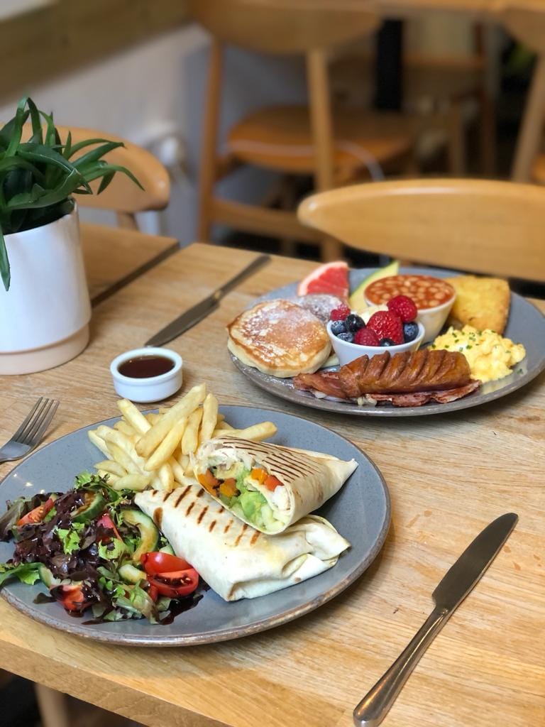 Astro Cafe & Brunch