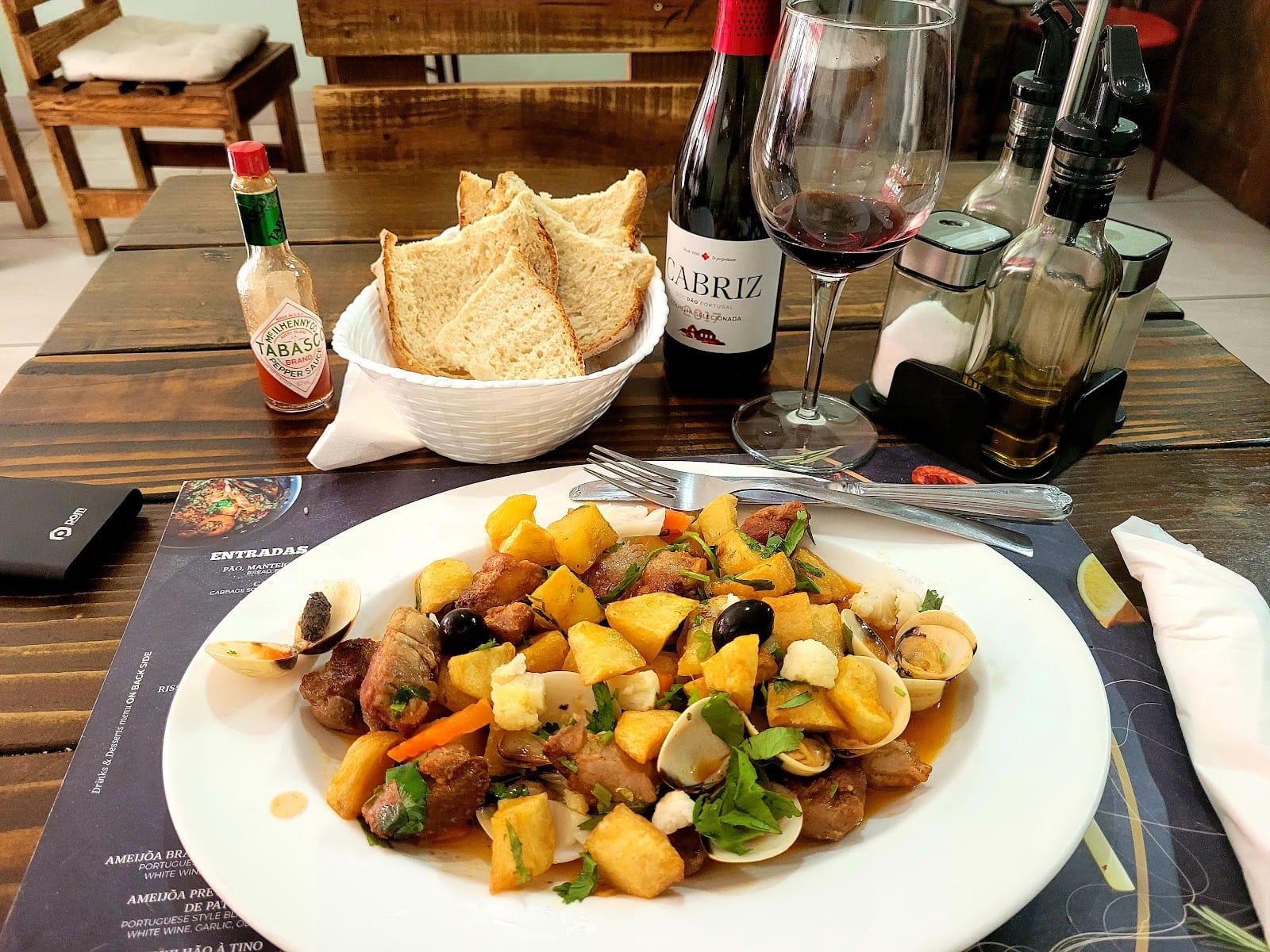 O Tino Restaurant