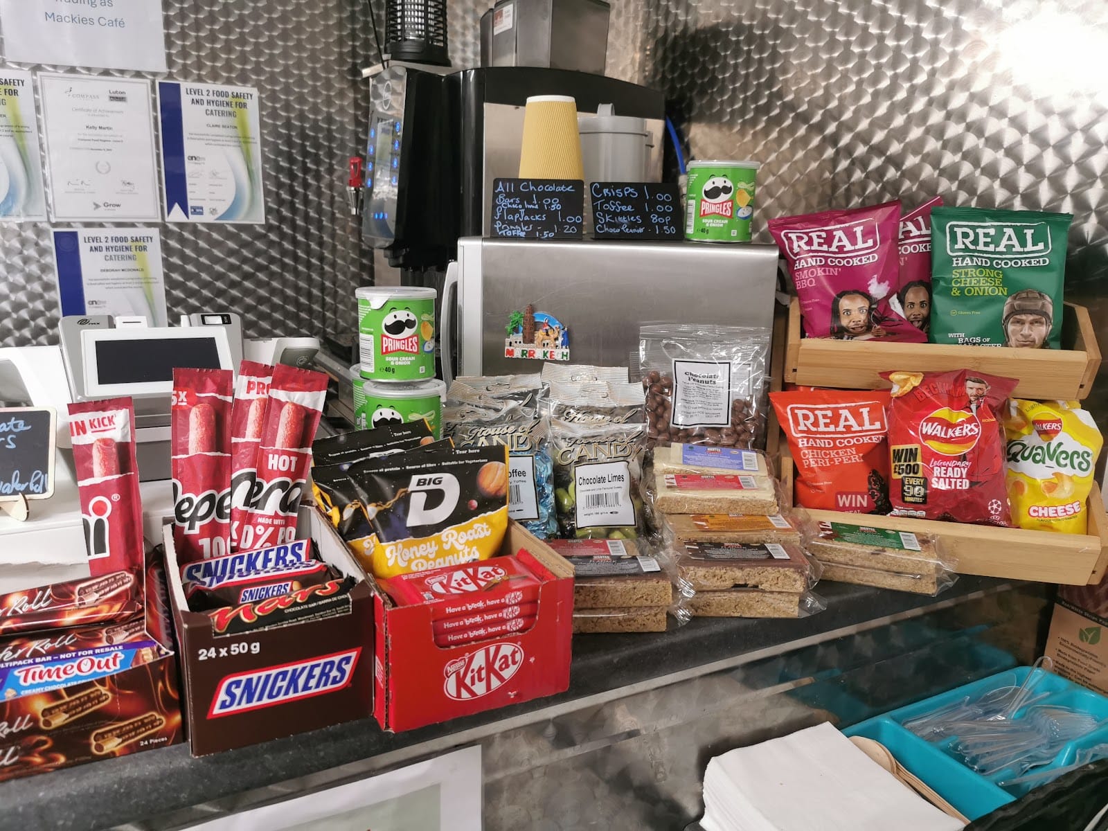 Mackies Cafe and Sandwich Bar