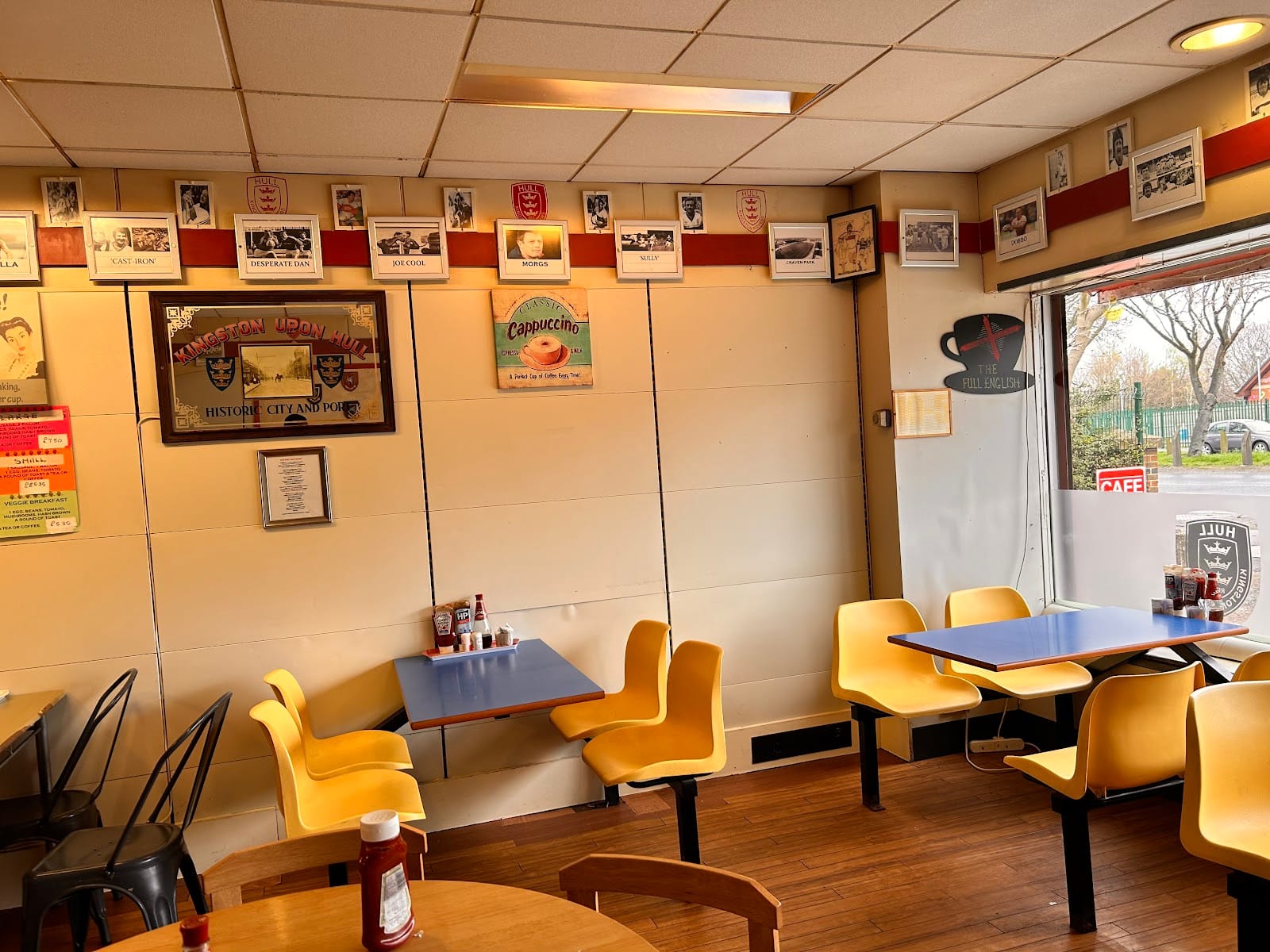 Robins Cafe