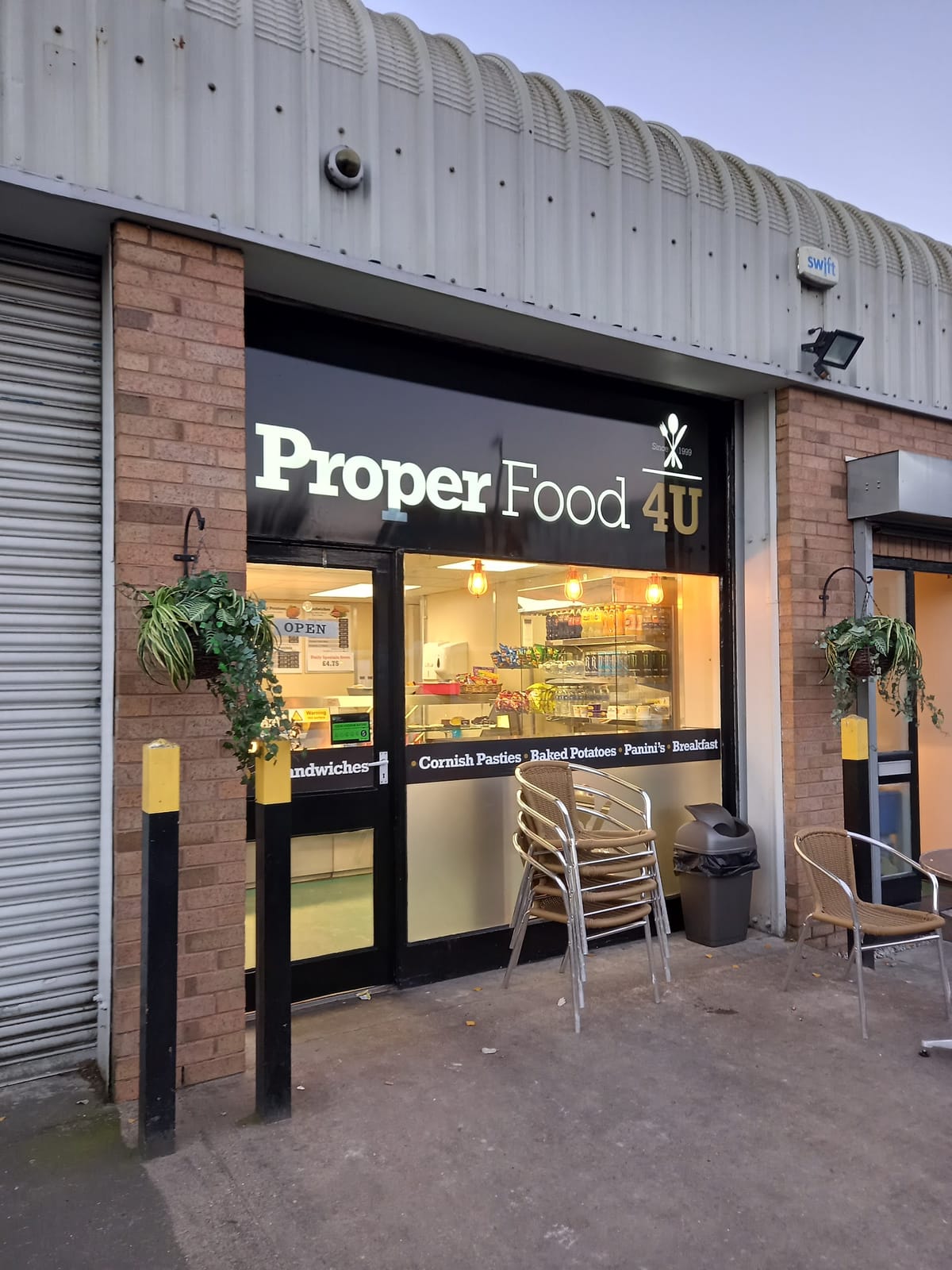 The Mobile Food Emporium Base