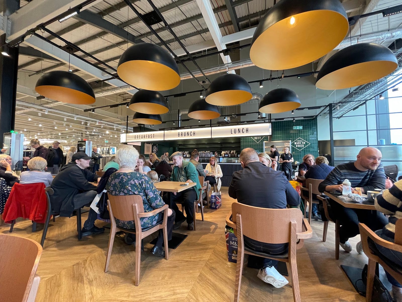 M&S Café