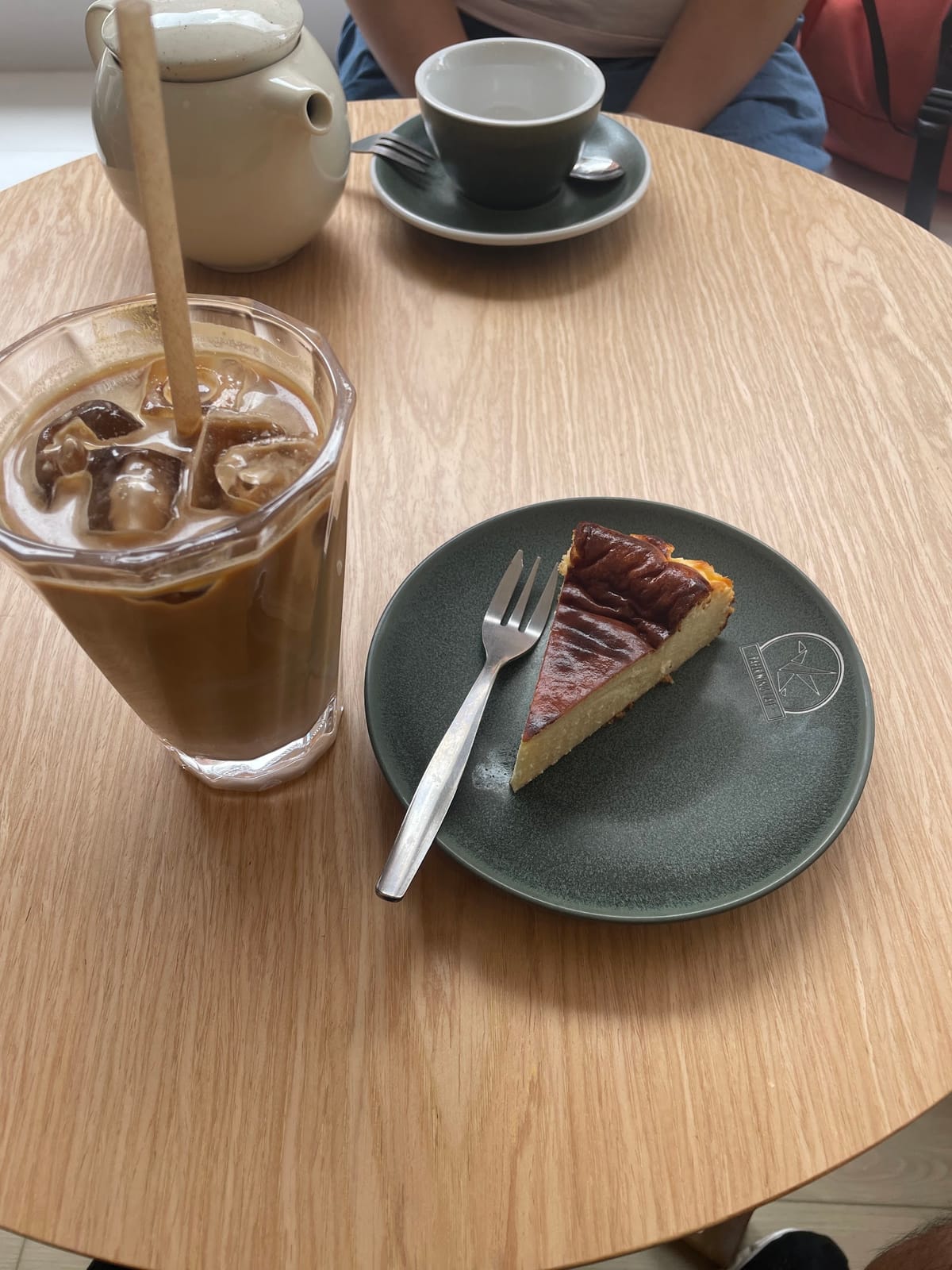 Paper Wings Café